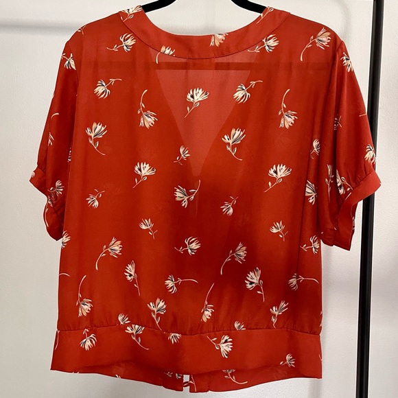 Top - Picture 3 of 3